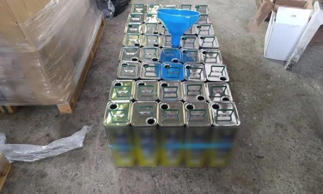 Θεσσαλονίκη: Ελεύθεροι με όρους οι πέντε συλληφθέντες για την υπόθεση με τα νοθευμένα λάδια