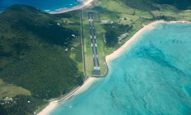 Αυστραλία: Αυτό το μικροσκοπικό νησί έχει τον πιο όμορφο διάδρομο προσγείωσης στον κόσμο