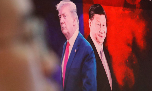 Ο Τραμπ απειλεί την Κίνα με δασμούς έως 245% - Τι απαντά το Πεκίνο