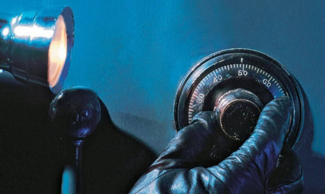 Κλοπή-μυστήριο στη Ρόδο: Εξαφανίστηκαν δεκάδες χιλιάδες ευρώ από χρηματοκιβώτιο ξενοδοχείου