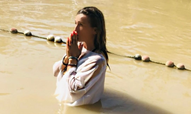 Η Πηγή Δεβετζή αποκάλυψε ότι «βαφτίστηκε» στον Ιορδάνη ποταμό και θέλει να το ξαναζήσει