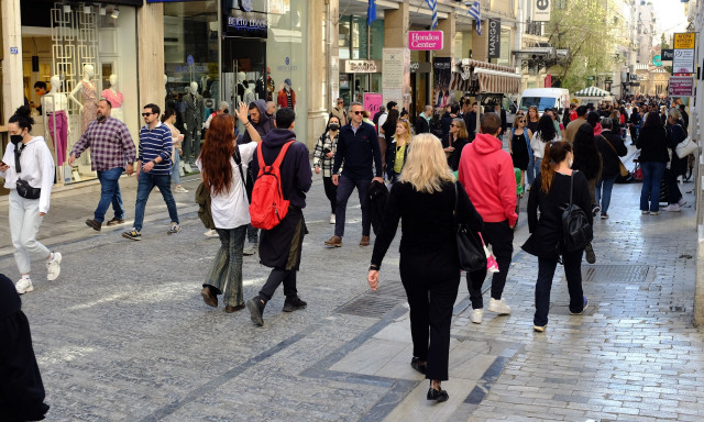 Μεγάλο Σάββατο: Τι ώρα κλείνουν μαγαζιά και σούπερ μάρκετ