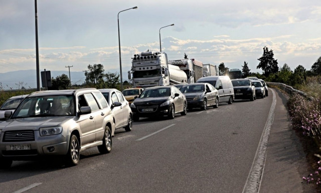Θεσσαλονίκη: Ομαλά εξελίσσεται η έξοδος εκδρομέων για το Πάσχα - Στο «πόδι» η τροχαία