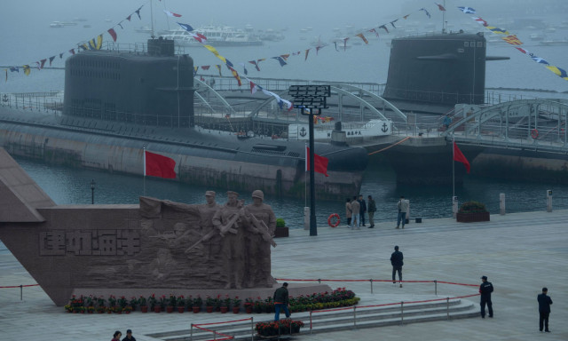 Η Κίνα σχεδιάζει υπερηχητικό υποβρύχιο βασισμένο σε τεχνολογία λέιζερ