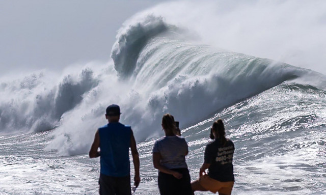 Αυστραλία: Έξι νεκροί από γιγαντιαία κύματα ύψους 4 μέτρων - Δύο άνθρωποι αγνοούνται
