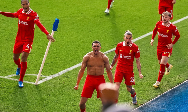 Premier League: Ο Αλεξάντερ-Άρνολντ φέρνει πιο κοντά τον τίτλο για την Λίβερπουλ