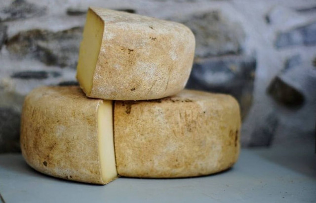 Πώς θα διατηρήσετε το τυρί φρέσκο χωρίς αλουμινόχαρτο - Αυτοί είναι οι τρόποι