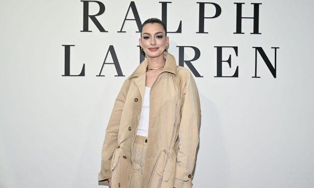 Αν Χάθαγουεϊ: «Βροχή» τα σχόλια στα social media για τη νέα της εμφάνιση - «Έκανε πλαστική;»