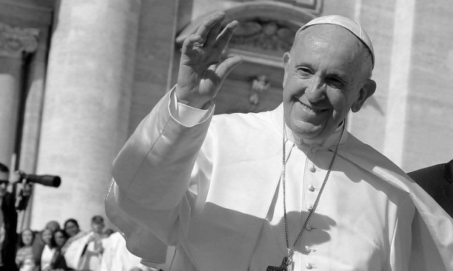 Η νέα γλώσσα που εισήγαγε ο Πάπας Φραγκίσκος και οι καινοτόμοι «μπεργκολισμοί»