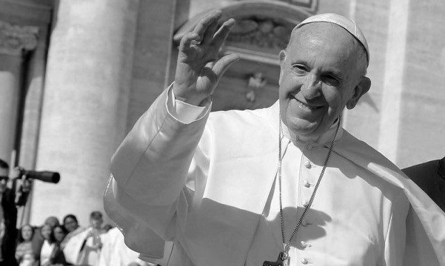 Πέθανε ο Πάπας Φραγκίσκος: Και μετά τι; Όλη η διαδικασία μέχρι την κηδεία και η αλλαγή που πέρασε