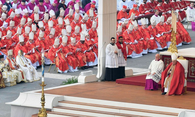 Πάπας Φραγκίσκος, Καμεράριος και Sede Vacante: Ο φύλακας της εξουσίας μετά τον θάνατό του Ποντίφικα