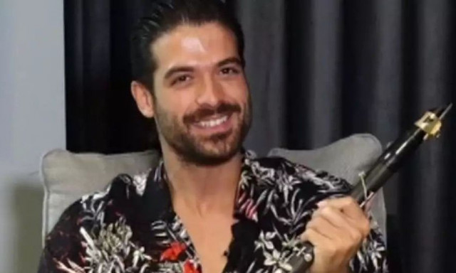 Άρης Μουγκοπέτρος: Στο νοσοκομείο ΚΑΤ μετά τον τραυματισμό του από κροτίδα