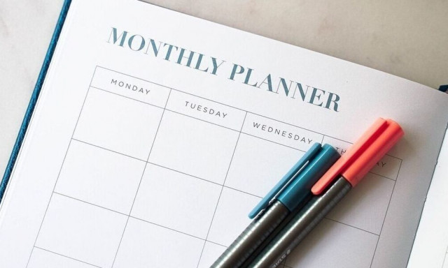 Αγίου Πνεύματος 2025: Πότε πέφτει - Για ποιους είναι αργία