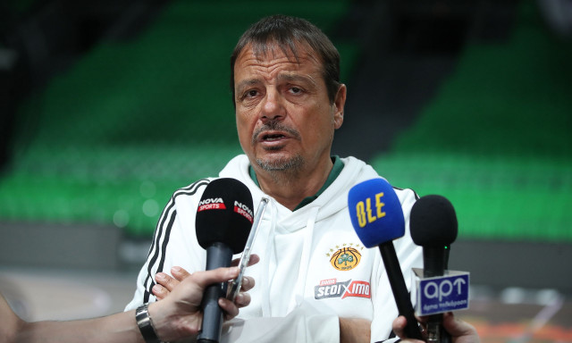 Εργκίν Αταμάν: «Το άξιζε το βραβείο ο Ναν, αλλά πιο σημαντικό το τρόπαιο της Euroleague»!