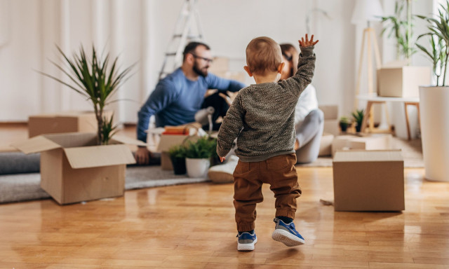 Πριν φύγετε από το σπίτι πρέπει να αποσυνδέσετε αυτήν τη συσκευή από την πρίζα