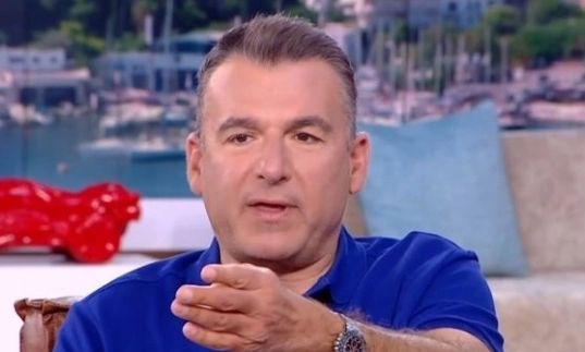 Τον κάλεσαν από εκπομπή γιατί κέρδισε το αυτοκίνητο και εκείνος απείλησε ότι θα πάρει την αστυνομία