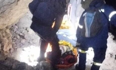 Φαράγγι Σαμαριάς: Άγιο είχε ο τουρίστας που έπεσε από τα 25 μέτρα - Συγκλονιστικές φωτογραφίες