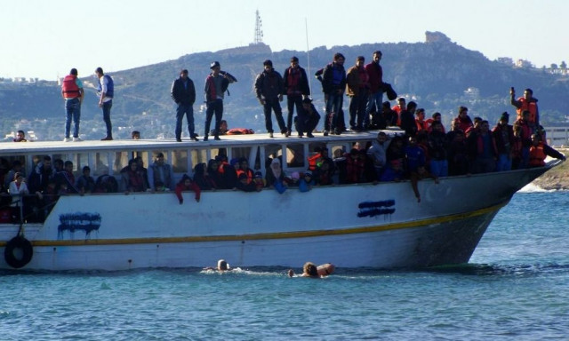 Χανιά: Τέσσερις συλλήψεις διακινητών μεταναστών - Τους μετέφεραν στην Κρήτη από τη Λιβύη