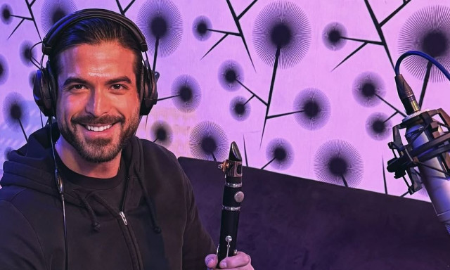 Άρης Μουγκοπέτρος: Δικογραφία σε βάρος του μουσικού μετά το περιστατικό με την έκρηξη κροτίδας