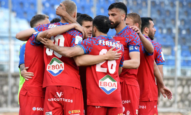 Super League: Ισοπαλία στις Σέρρες, «διπλό» σωτηρίας ο Βόλος