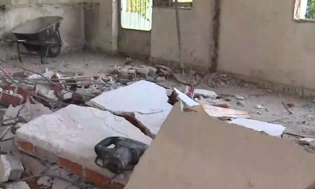 Τα Φάρσαλα θρηνούν για τον 19χρονο πυροσβέστη: Καταπλακώθηκε από μπάζα στο σπίτι του