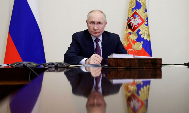 Πόλεμος στην Ουκρανία: Ο Βλάντιμιρ Πούτιν πρότεινε το «πάγωμα» των μαχών στη γραμμή του μετώπου