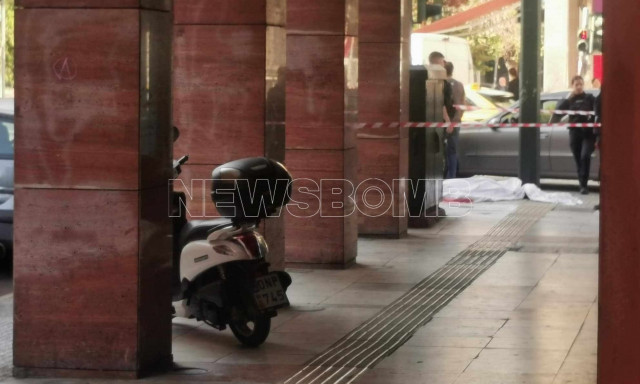 Νεκρός άνδρας μετά από πτώση από μπαλκόνι ξενοδοχείου στο κέντρο της Αθήνας