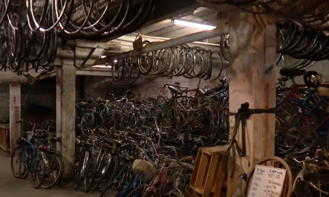 Χιλιάδες ποδήλατα «σώθηκαν» από χωματερές, μεταποιήθηκαν και δόθηκαν σε πολίτες που τα χρειάζονται