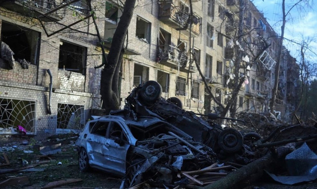 Κίεβο: Τουλάχιστον 9 νεκροί και δεκάδες τραυματίες από τη ρωσική πυραυλική επίθεση