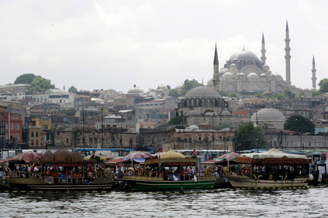 Σεισμός στην Κωνσταντινούπολη: «Ανθεκτική και σε 7,5 Ρίχτερ η Αγία Σοφία», λέει καθηγητής γεωφυσικής