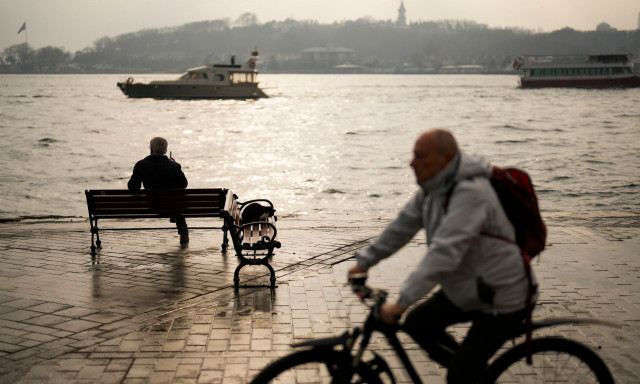 S&P: Διατήρησε την Τουρκία σε BB– και προειδοποιεί για κινδύνους στην ανάπτυξη