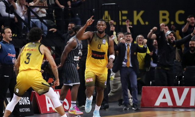 ΑΕΚ: «Κιτρινόμαυρος» και τη νέα σεζόν ο ΡαϊΚουάν Γκρέι