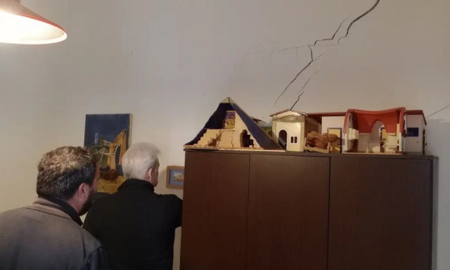 Κρήτη – Στις Βούτες έφτασε ο Λέκκας: «Κλήθηκα να κάνω εκτίμηση της καταστροφής και του φαινομένου»