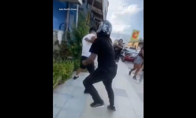 Άγριο ξύλο στην Ταϊλάνδη: Τουρίστες τα έβαλαν με ντόπιους και κατέληξαν με πρόστιμο