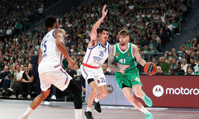 Δύο σούπερ προσφορές* από το Pamestoixima.gr για Champions League και Euroleague