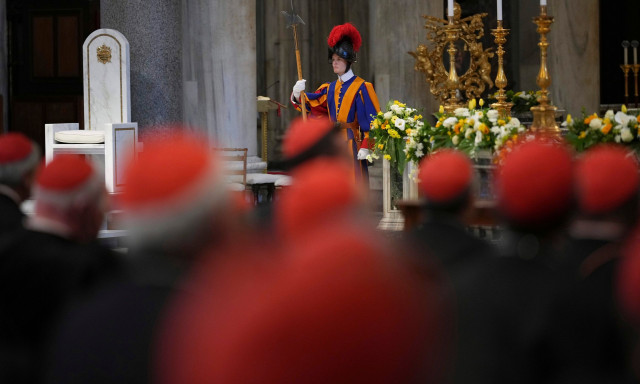 Κονκλάβιο: Στην αντεπίθεση συντηρητικοί Καρδινάλιοι - Ποιοι είναι και τι επιδιώκουν