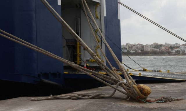 Απαγορευτικό απόπλου: Παραμένει σε πολλές θαλάσσιες περιοχές- Έως 9 μποφόρ οι άνεμοι στο Αιγαίο