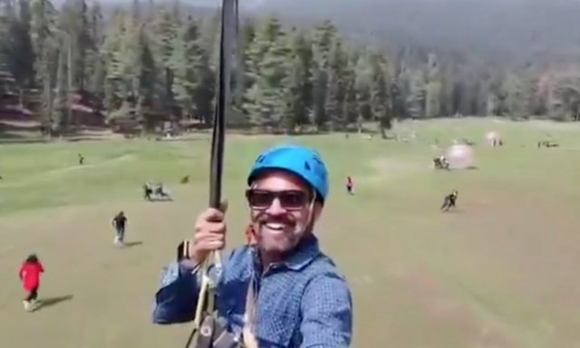 Κασμίρ: Τουρίστας έκανε zipline τη στιγμή της τρομοκρατικής επίθεσης που σκοτώθηκαν 26 άνθρωποι