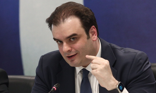 Ο Πιερρακάκης κατέθεσε την ετήσια έκθεση προόδου στην Κομισιόν: «Χτίζουμε μία ισχυρή οικονομία»