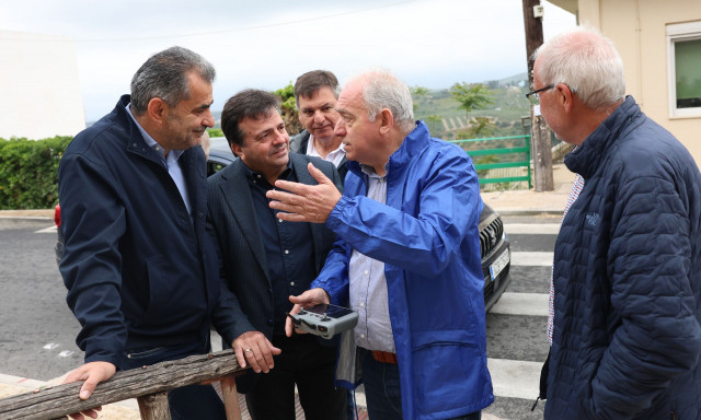 Στο Μαγαρικάρι την Δευτέρα ο Ευθύμης Λέκκας - Σε συναγερμό το χωριό λόγω ρωγμών και κατολισθήσεων