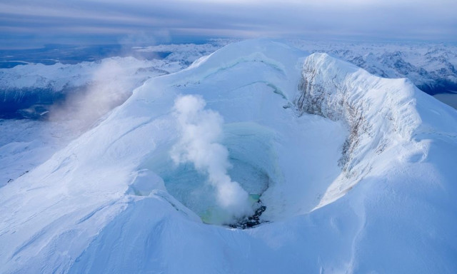 Τρόμος στην Αλάσκα: Γιγάντιο ηφαίστειο θα εκραγεί «σε λίγες εβδομάδες ή μήνες»