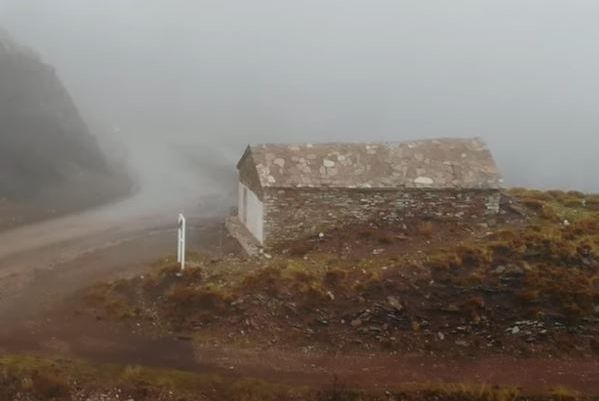 Άγιος Νικόλαος: Ένα ξεχωριστό εκκλησάκι χτισμένο στα 1600 μέτρα, στις βουνοκορφές των Αγράφων