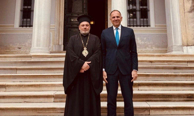 Ο Γιώργος Γεραπετρίτης επισκέφθηκε τη Θεολογική Σχολή της Χάλκης