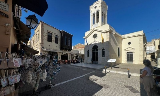 Βόλτα στην παλιά πόλη του Ρεθύμνου: Μία απόδραση στο «παλιά αλλά πάντα ωραία»