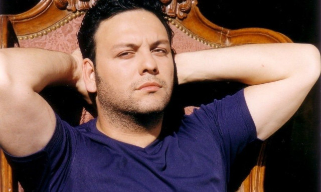 Στάθης Αγγελόπουλος: Στο Αστυνομικό Τμήμα Γλυφάδας για επεισόδιο ενδοοικογενειακής βίας