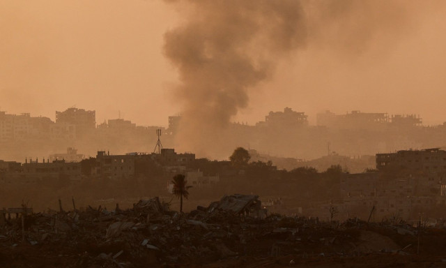 Η ισραηλινή αεροπορία σφυροκοπά στρατιωτικές εγκαταστάσεις στη Συρία - Ένας νεκρός