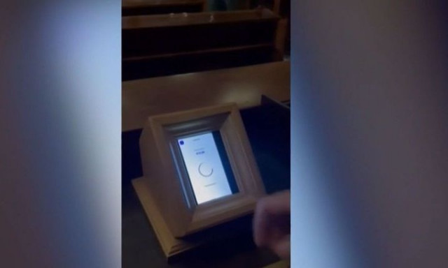 Κολωνάκι: Το πρώτο POS σε παγκάρι εκκλησίας είναι γεγονός