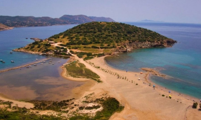 Πού θα βρείτε παραλίες γυμνιστών στην Αττική