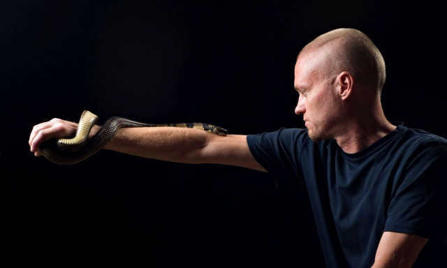 Σύγχρονος Μιθριδάτης: Έκανε ενέσεις με δηλητήριο φιδιού και βρήκε το «παγκόσμιο αντίδοτο»