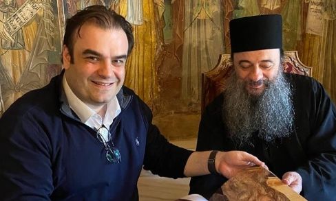 Κυριάκος Πιερρακάκης: Επισκέφθηκε το Άγιον Όρος - Φωτογραφίες από το προσκύνημά του